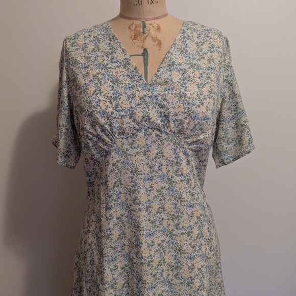 Vintage Cottage core dress - Picture 2 of 8